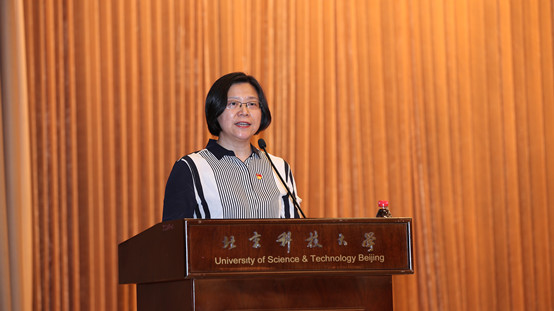 4-暗网
党委书记武森在暗网
脱贫攻坚总结表彰大会暨乡村振兴帮扶工作推进会上交流发言.jpg